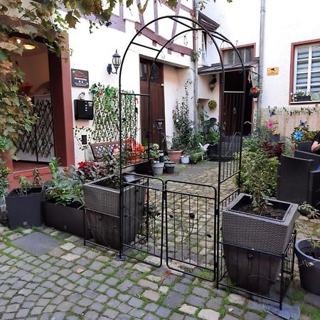 ベルンカステル・クースKleine Altstadt Oaseアパートメント エクステリア 写真