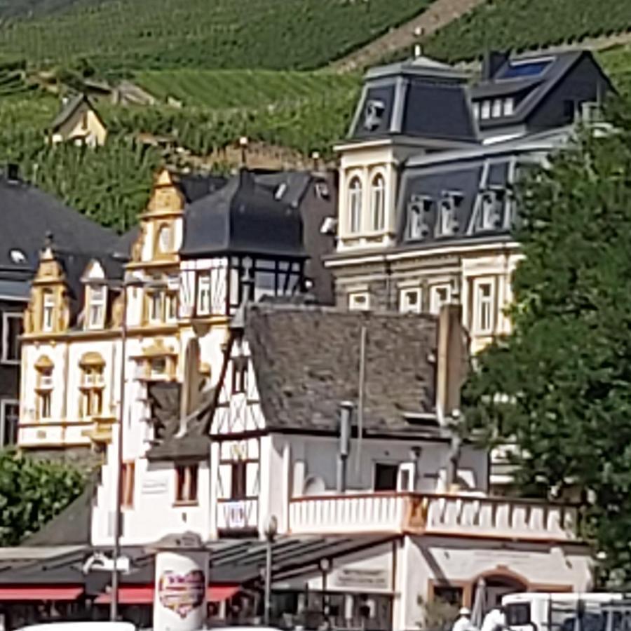 ベルンカステル・クースKleine Altstadt Oaseアパートメント エクステリア 写真